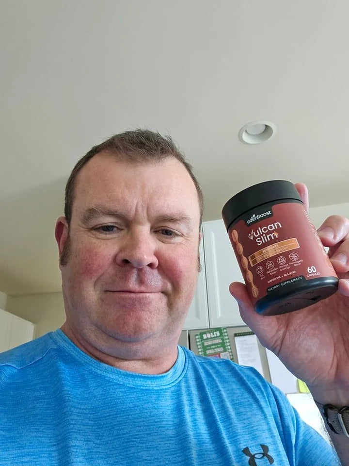 Verified buyer David C. holding VulcanSlim